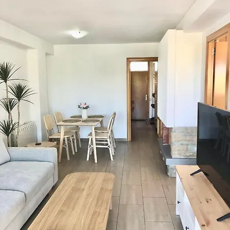 Apartamento Familiar Con Piscina Y Ubicacion Ideal *